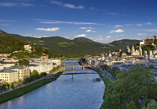 A bela e clássica Salzburg