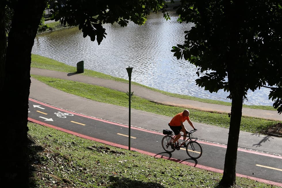 ciclista no Parque São Lourenço