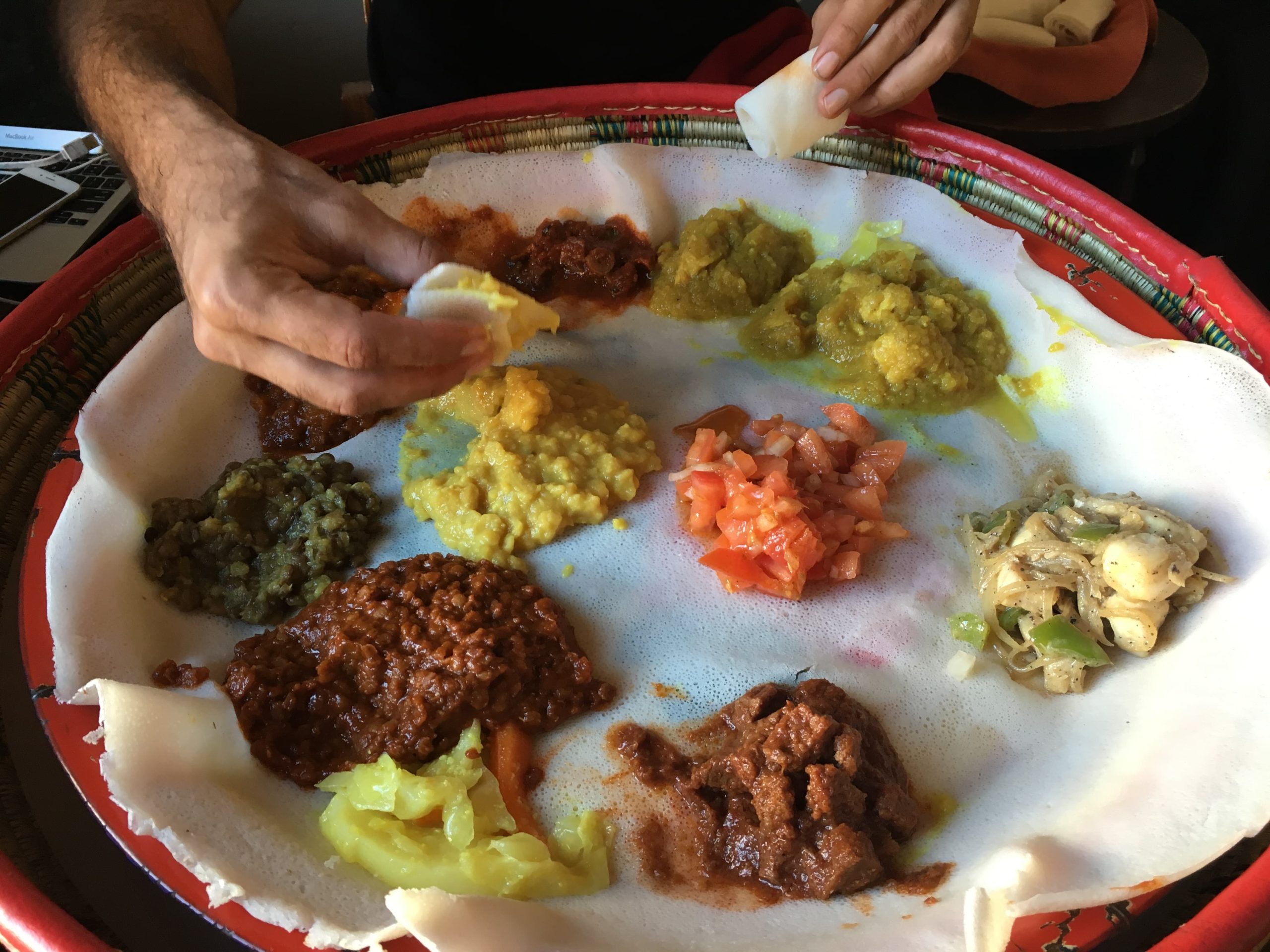 Prato do restaurante Addis Cape (Foto: Lalai Persson)