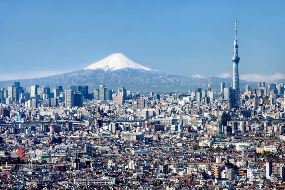 Vista da cidade de Tóquio e do monte Fuji ao fundo