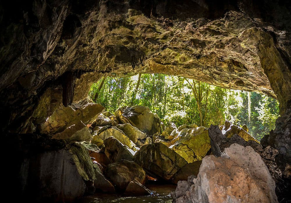 Gruta do Bacaetava