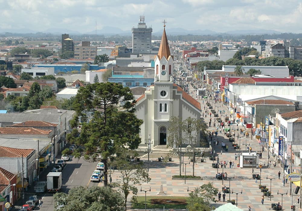 Igreja - Foto por: Clediney Boeira da S… [CC BY 3.0 (http://creativecommons.org/licenses/by/3.0)], via Wikimedia Commons