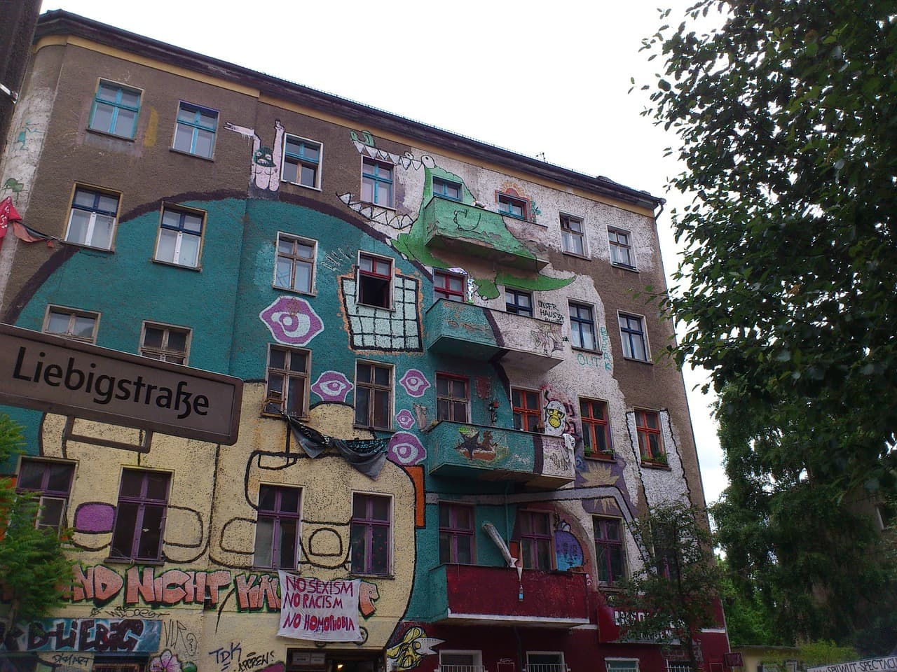 Neste bairro super descolado, você vai encontrar obras de arte em todos os cantinhos