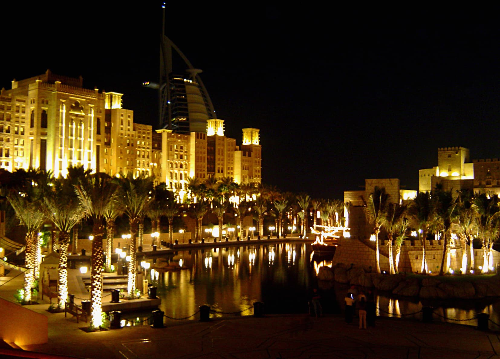 Não importa quanto você pode gastar com hospedagem; Dubai certamente terá um hotel muito bom que caiba no seu bolso