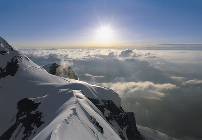 Parece cena de O Senhor dos Anéis, mas é o Top of Europe e sua vista espetacular dos Alpes (Crédito da foto: Clarissa Donda)