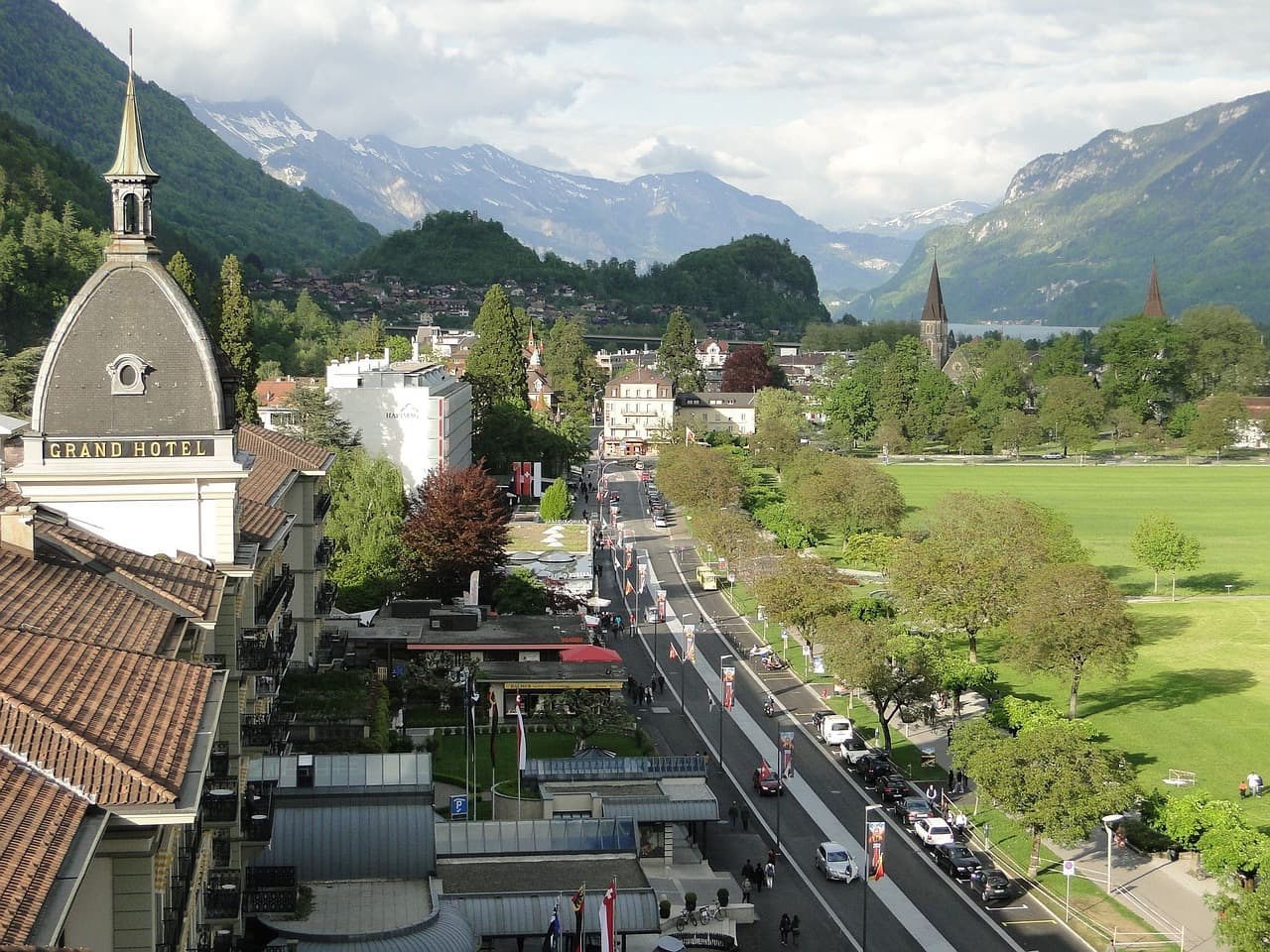 Em Interlaken, você vai se sentir como em um filme ou desenho animado, parte de um mundo encantado que parece não existir de verdade