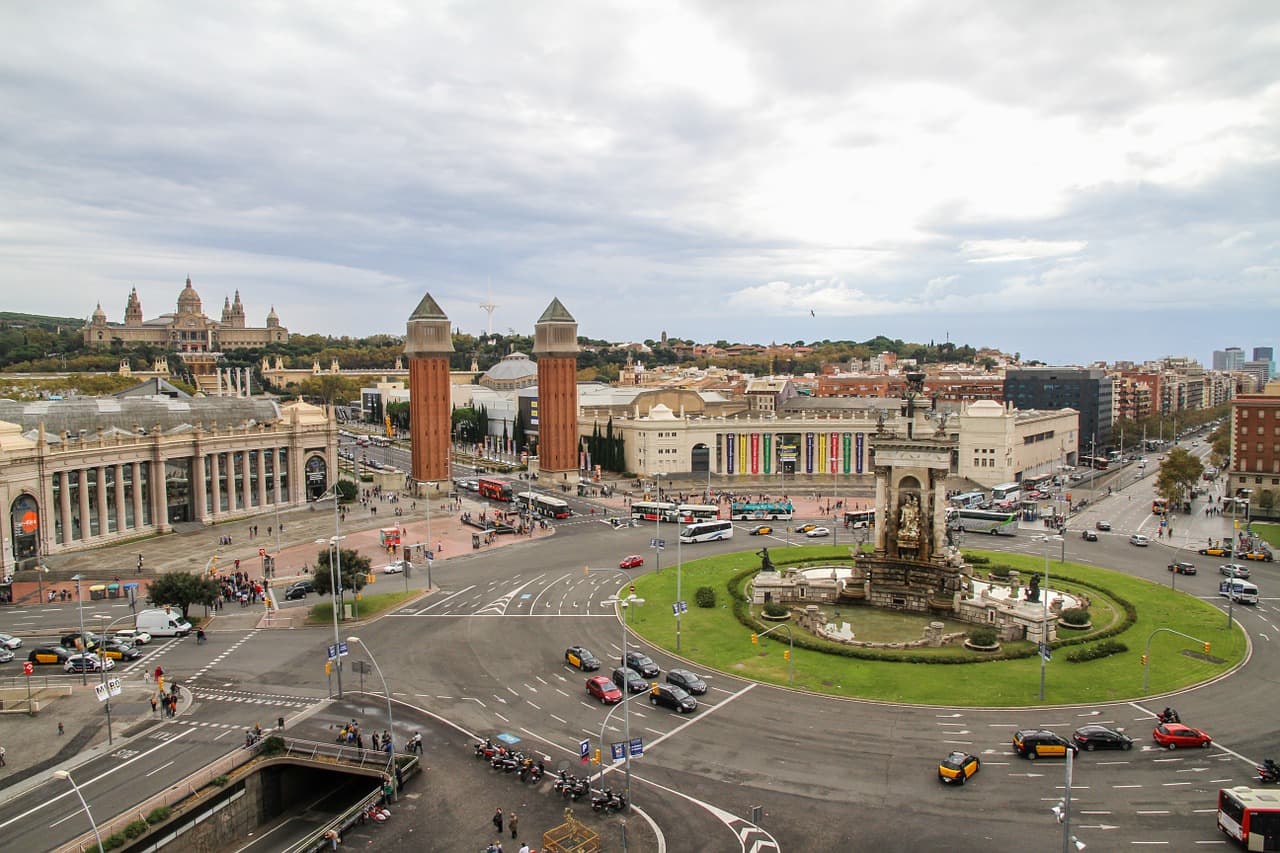 As paisagens e atrações de Barcelona dispensam apresentações e comentários