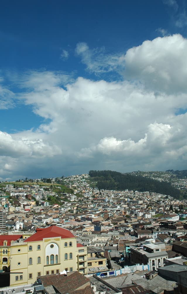 A capital do Equador reserva ótimos programas e históricos para seus visitantes