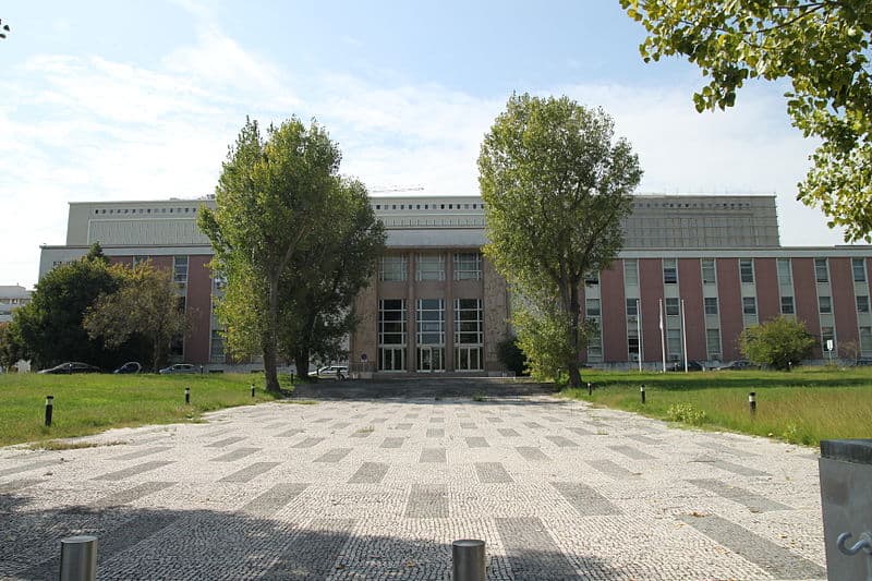 Foi na Biblioteca Nacional de Portugal que Pessoa passou boa parte de sua vida estudando. (Imagem: Creative Commons License)
