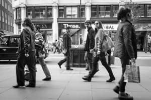 A Oxford Street é um dos principais points da moda em toda a Europa (Crédito: Flickr/Style Raw)