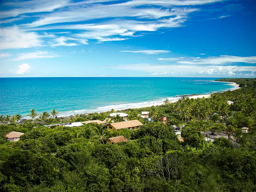 Trancoso é o point para quem quer começar o ano com muita badalação, gente bonita e famosa - além da praia maravilhosa