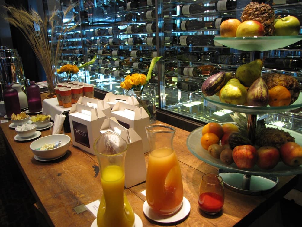 Com menu e ambiente impecáveis, o hotel W é "o" lugar para tomar brunch em Santiago (Crédito da foto: Natalie Soares)