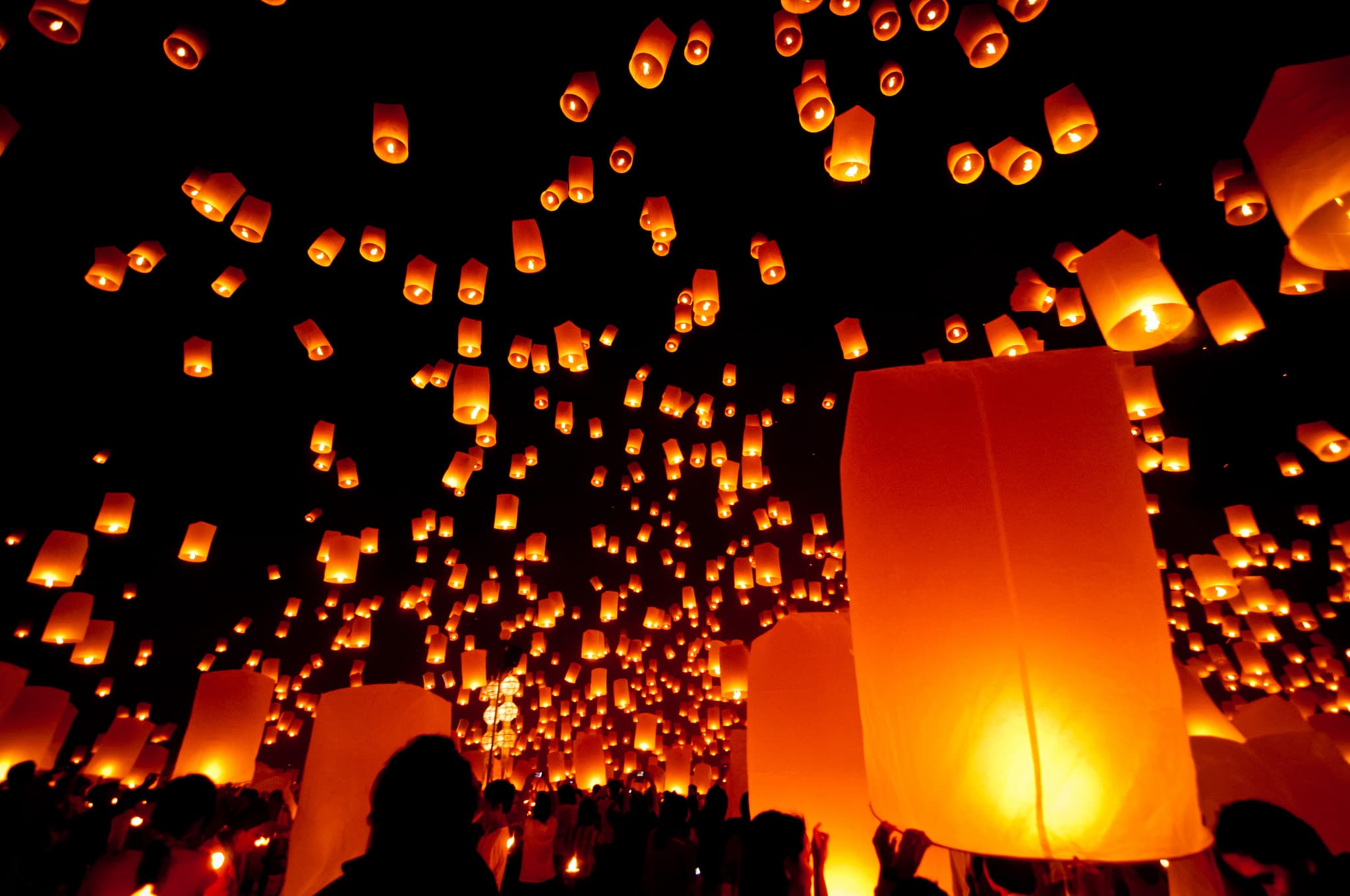 Ver de perto o festival das lanternas na Tailândia é uma experiência de vida única e inesquecível (Crédito da foto: www.flickr.com/Mark Fischer - Creative Commons License)