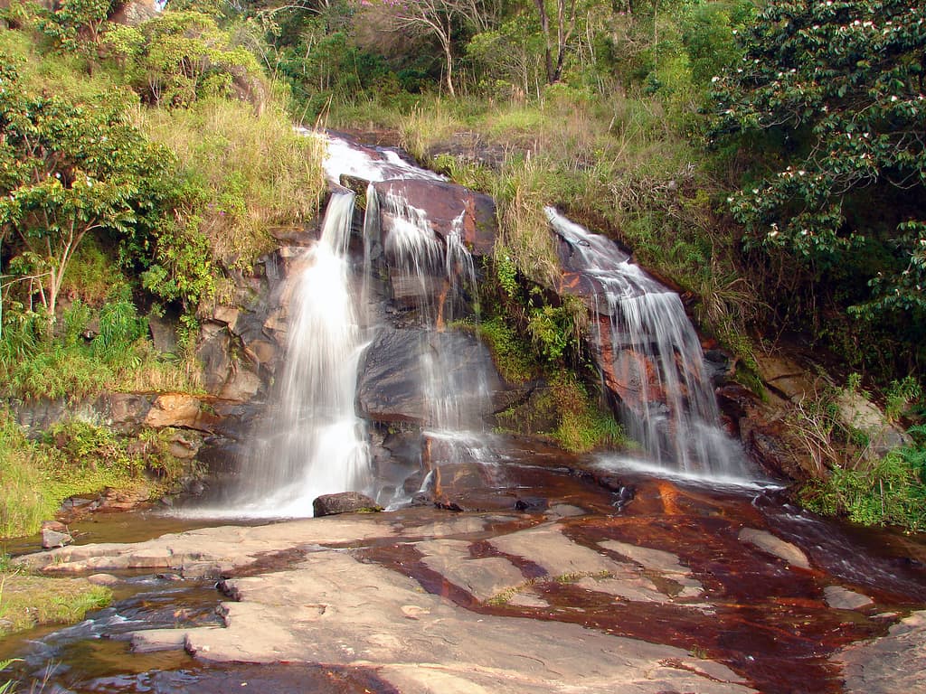 Várias cachoeiras estão entre as atrações naturais que você vai encontrar ao longo da estrada Paraty-Cunha (Crédito da foto: www.flickr/Diego3336 - Creative Commons License)