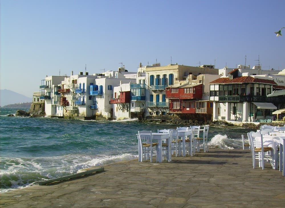 Mykonos é uma das mais famosas ilhas gregas, mas existem mais de 1.400 para você conhecer