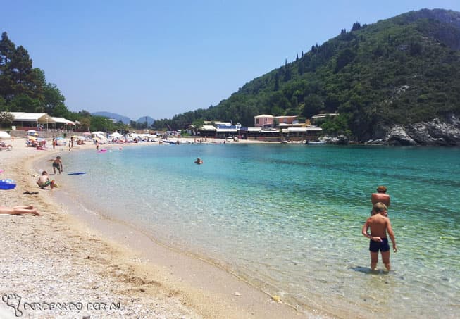 Os fãs da natureza certamente vão se esbaldar no mar turquesa de Corfu (Crédito da foto: Clarissa Donda)