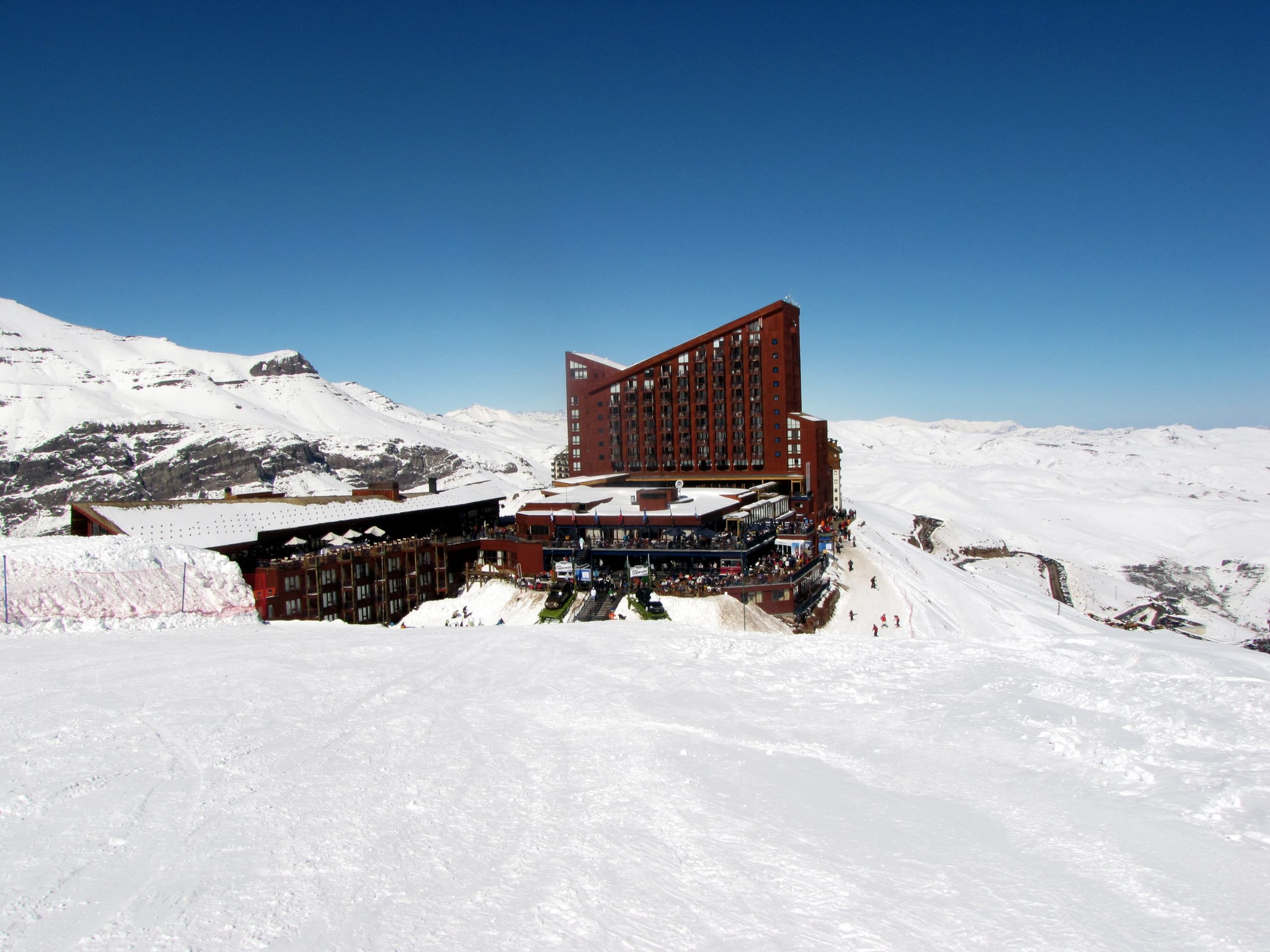 Se o sonho dos seus filhos é ver neve de pertinho, o Valle Nevado é o destino ideal (Crédito da foto: Natalie Soares)