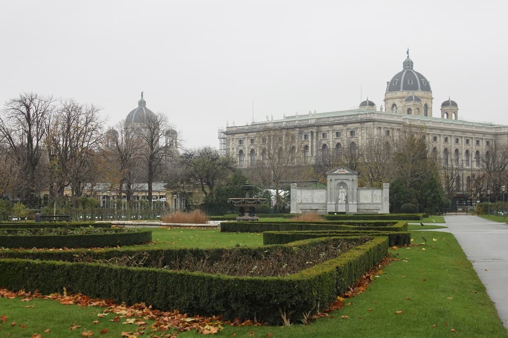 Com clima bucólico e atrações clássicas, Viena rende um belo roteiro de viagem junto com outras cidades do leste europeu (Crédito da foto: Natalie Soares)