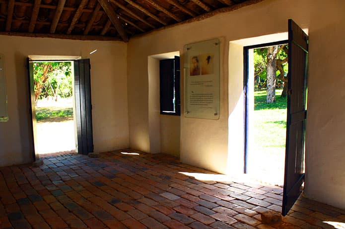 Interior da Casa José de Alencar, além das atividades propostas, ainda há um belo parque ao redor para piqueniques e caminhadas