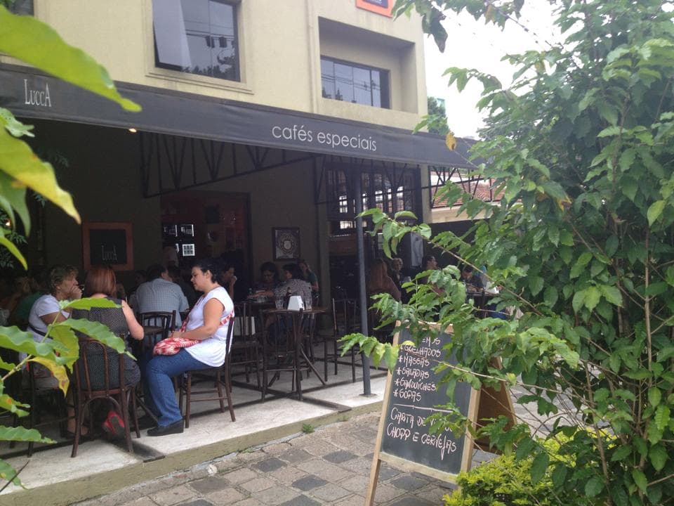 Além do ótimo café, o Lucca tem um espaço descolado onde acontecem vários eventos (Crédito da foto: divulgação)