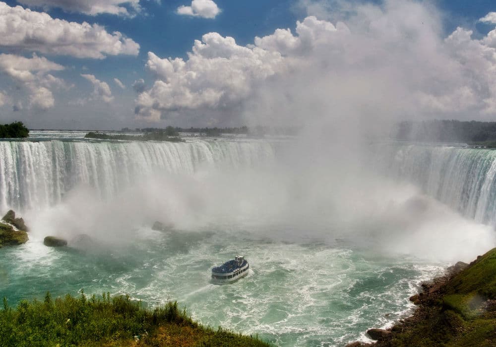 as Cataratas do Niágara, no Canadá