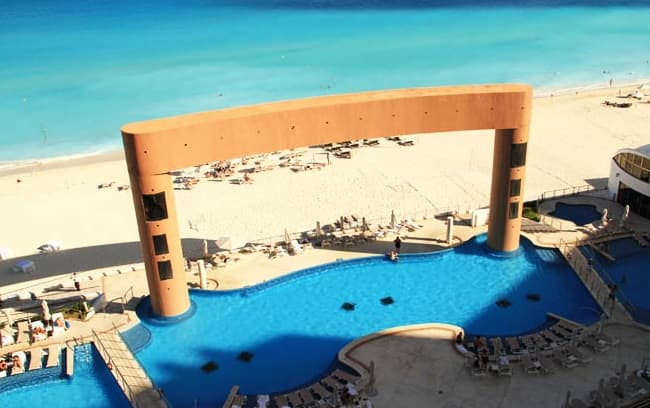 Até quem não gosta de praia e piscina vai se entregar em um lugar como esses. (Crédito da foto: Clarissa Donda)