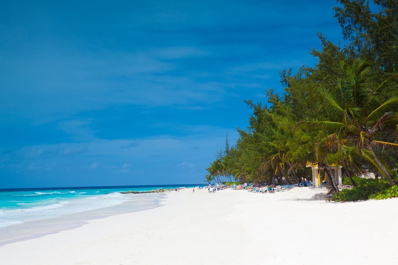 Praias paradisíacas, muita natureza e ainda opções de gastronomia e passeios diferenciados
