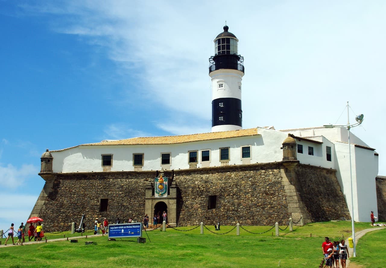 O famoso farol da Barra, encontro de muitos dos Blocos