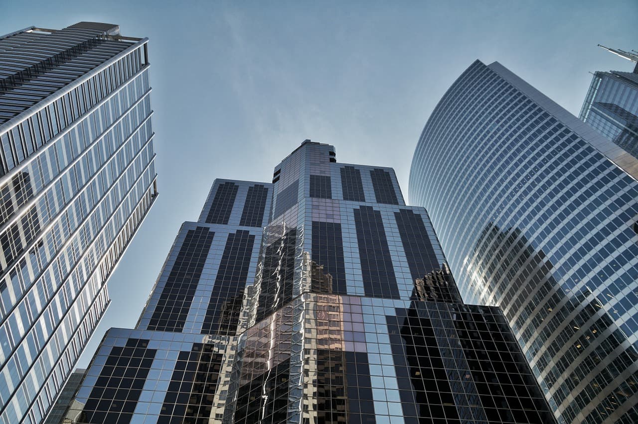 A foto da cidade de Chicago representa bem o lado urbano indicado pela nossa entrevistada, que indica grandes cidades como busca de um roteiro para os viajantes solo