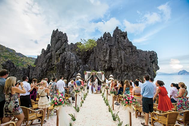 São opções diversas para fazer o casamento em destinos maravilhosos e pagando muitas vezes menos do que uma grande festa no Brasil