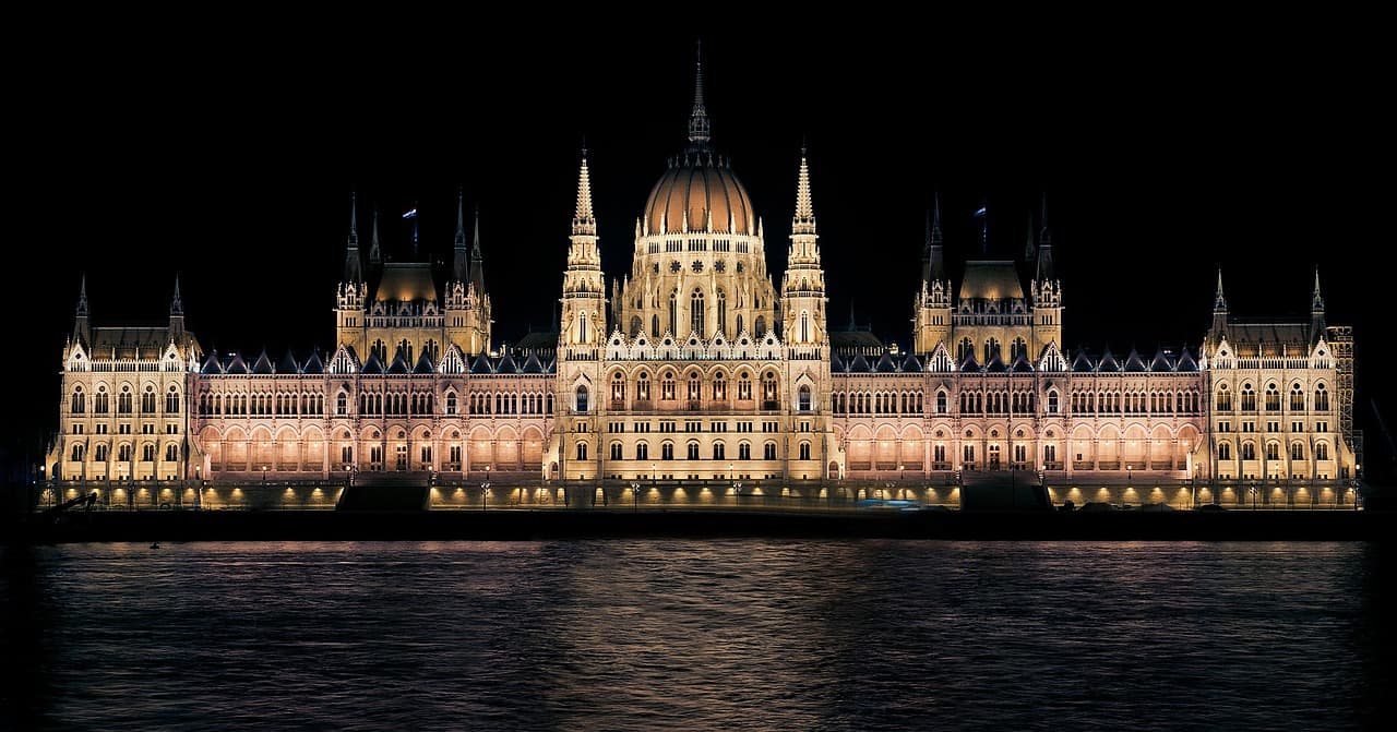 O grandioso Parlamento Hungáro