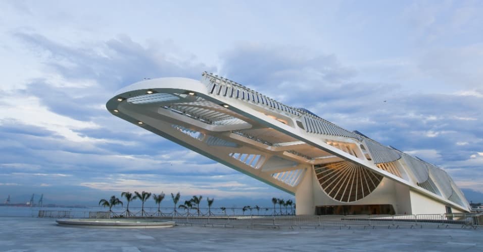 O mais novo museu do Rio, com sua fachada moderna, assinada por