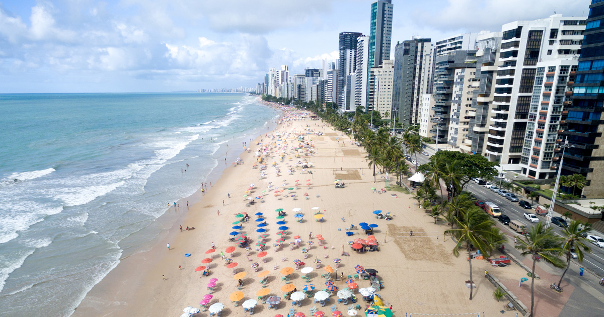 praia bem estruturada
