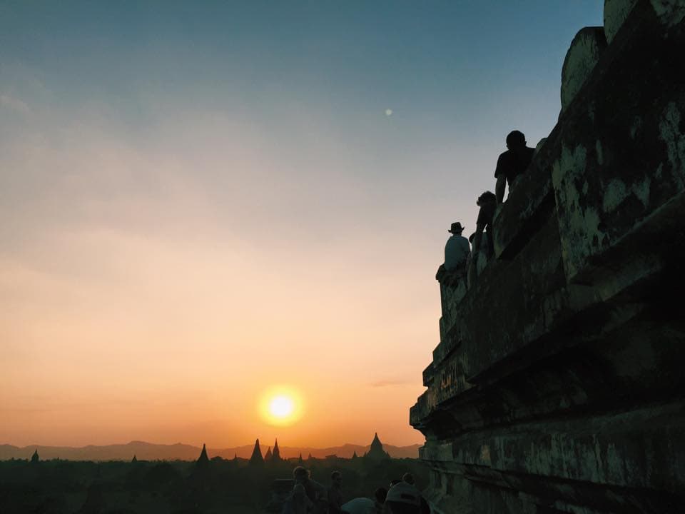 O pôr do sol em Bagan