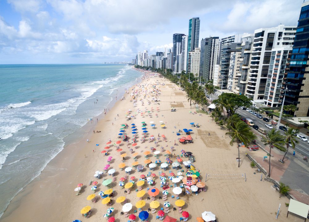 Vista área da praia de Boa Viagem em Recife