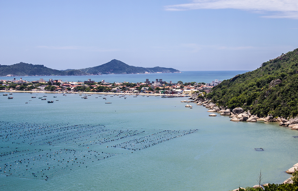 Vista aérea da Praia Canto Grande em Bombinhas