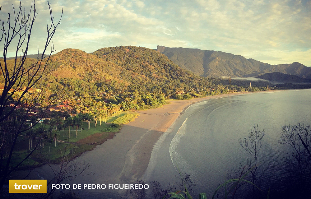Vista panorâmica da Praia Vermelha do Norte em Ubatuba